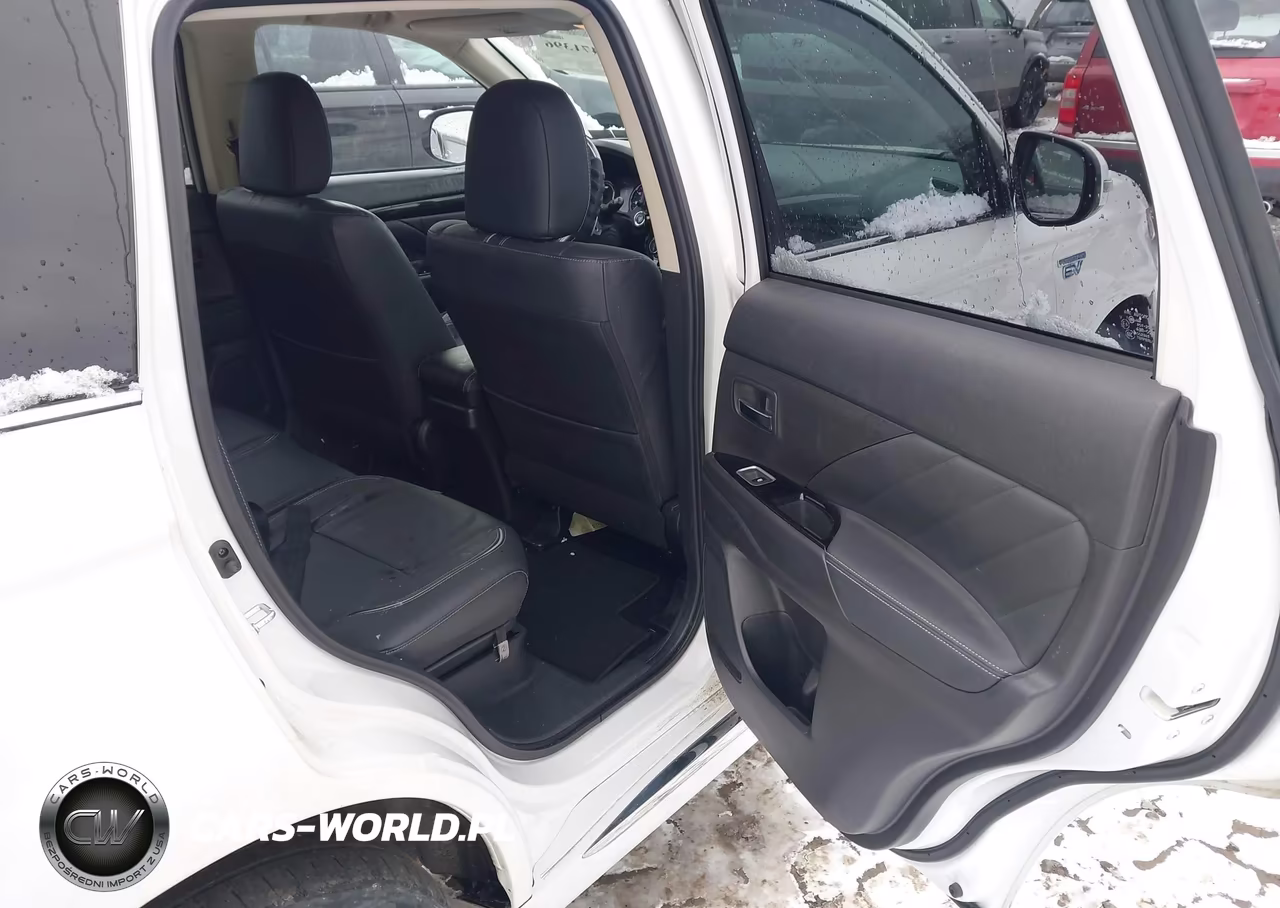 2018 Mitsubishi Outlander Phev Sel VIN:JA4J24A52JZ030415 - 8