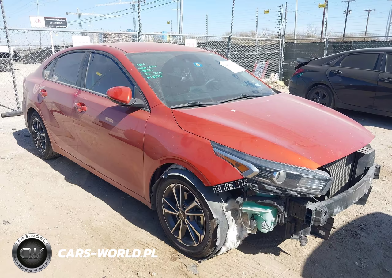 2022 Kia Forte Lxs – zdjęcie 1 z 17
