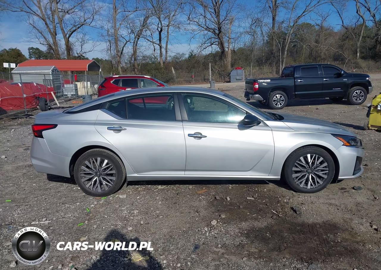 2024 Nissan Altima Sv Fwd VIN:1N4BL4DVXRN330750 - 13