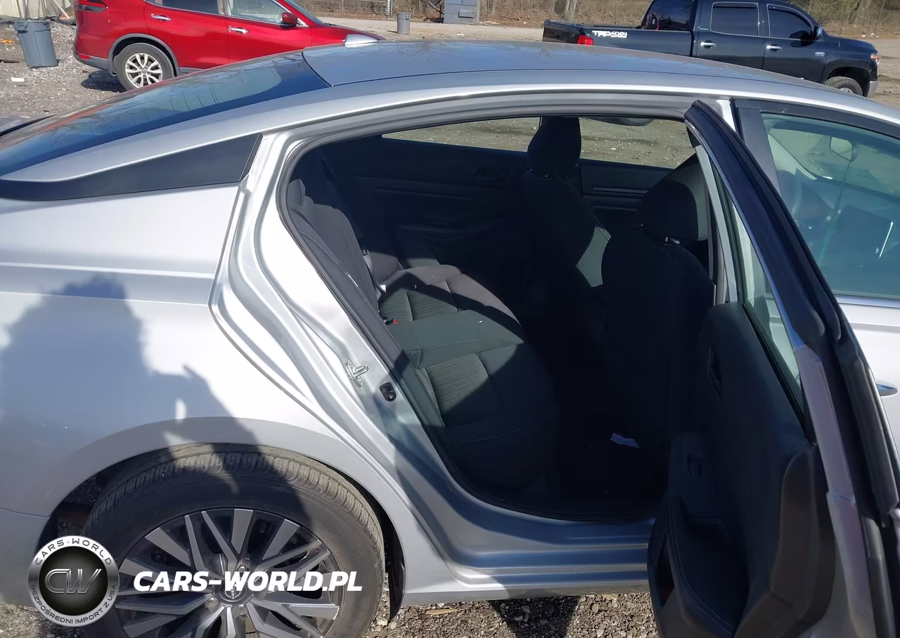 2024 Nissan Altima Sv Fwd VIN:1N4BL4DVXRN330750 - 8