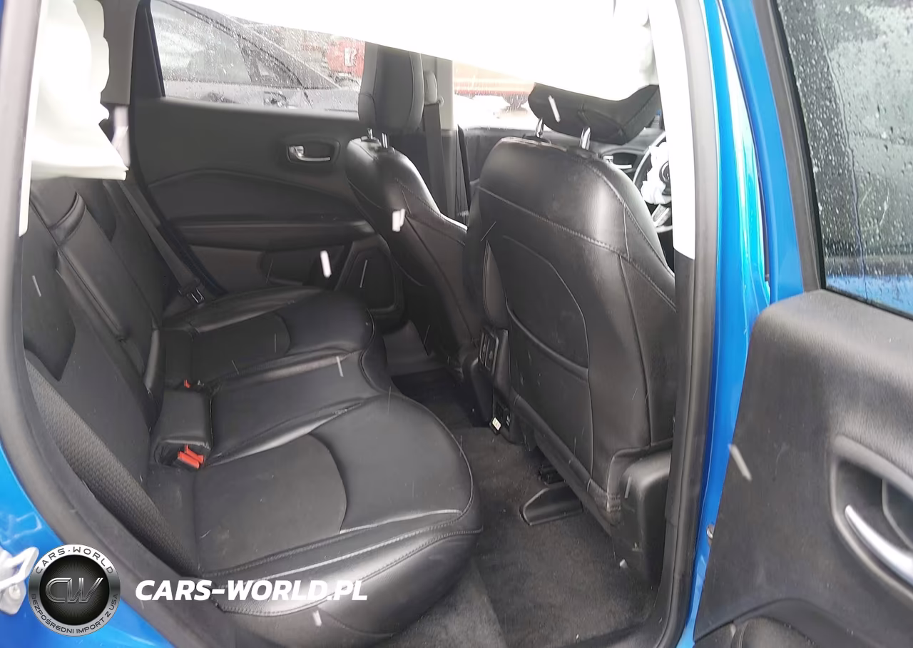 2019 Jeep Compass Altitude 4X4 VIN:3C4NJDBB6KT697575 - 8