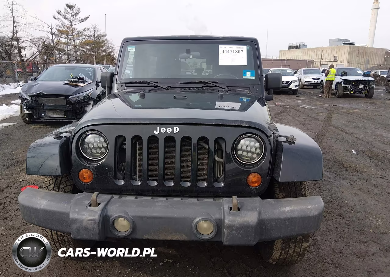 2008 Jeep Wrangler Unlimited Sahara VIN:1J8GA59148L627095 - 12