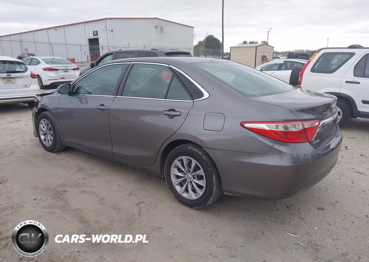 2016 Toyota Camry Le VIN:4T1BF1FK9GU516166 - 3