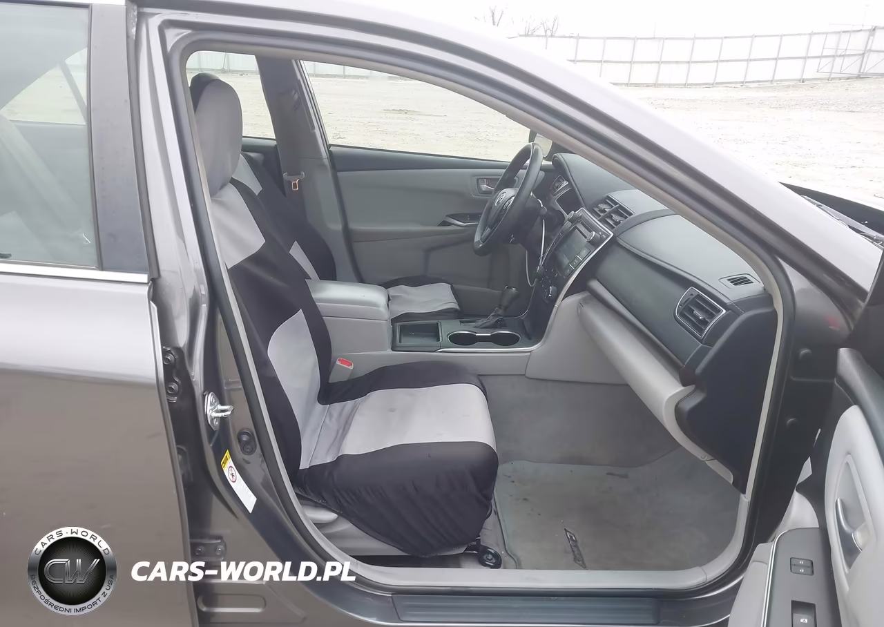2016 Toyota Camry Le VIN:4T1BF1FK9GU516166 - 5