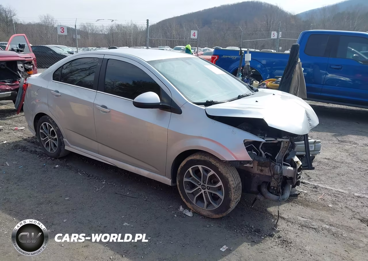 2020 Chevrolet Sonic Fwd Lt