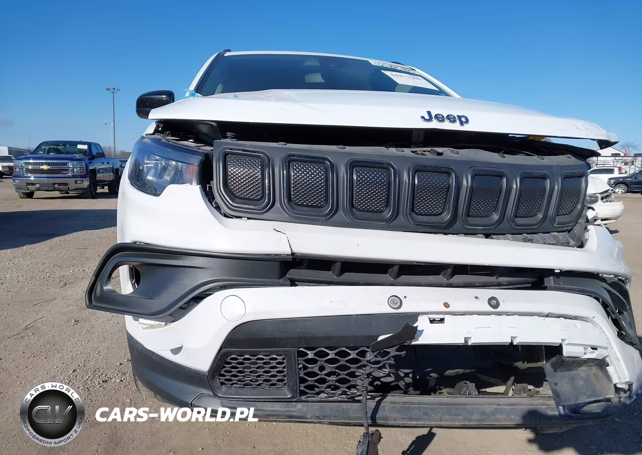 2022 Jeep Compass Latitude 4X4 VIN:3C4NJDBB8NT219582 - 18