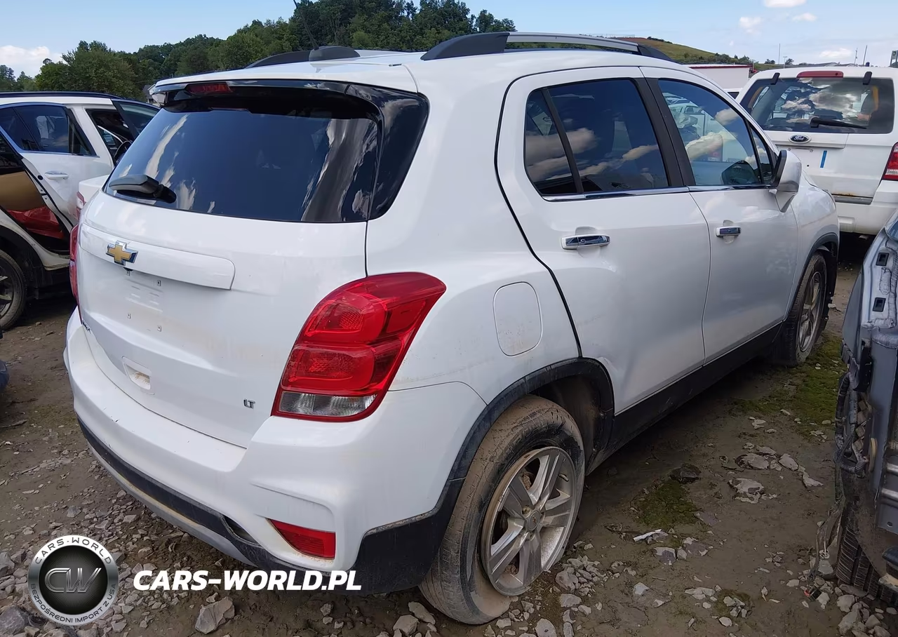 2018 Chevrolet Trax Lt VIN:KL7CJLSBXJB725053 - 4
