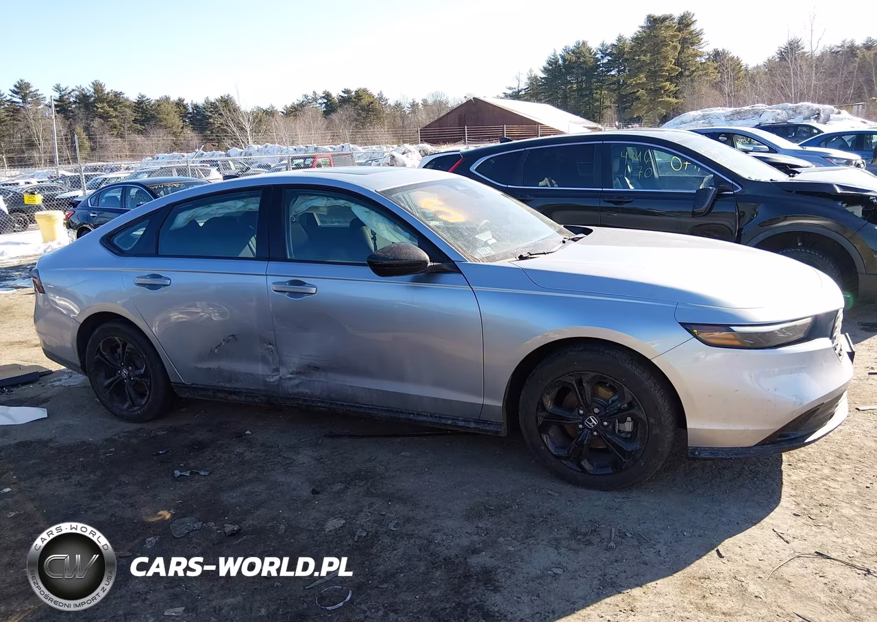 2025 Honda Accord Se VIN:1HGCY1F45SA069173 - 13