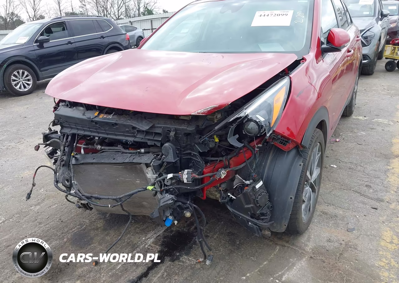 2020 Kia Niro Touring VIN:KNDCC3LC2L5424069 - 6