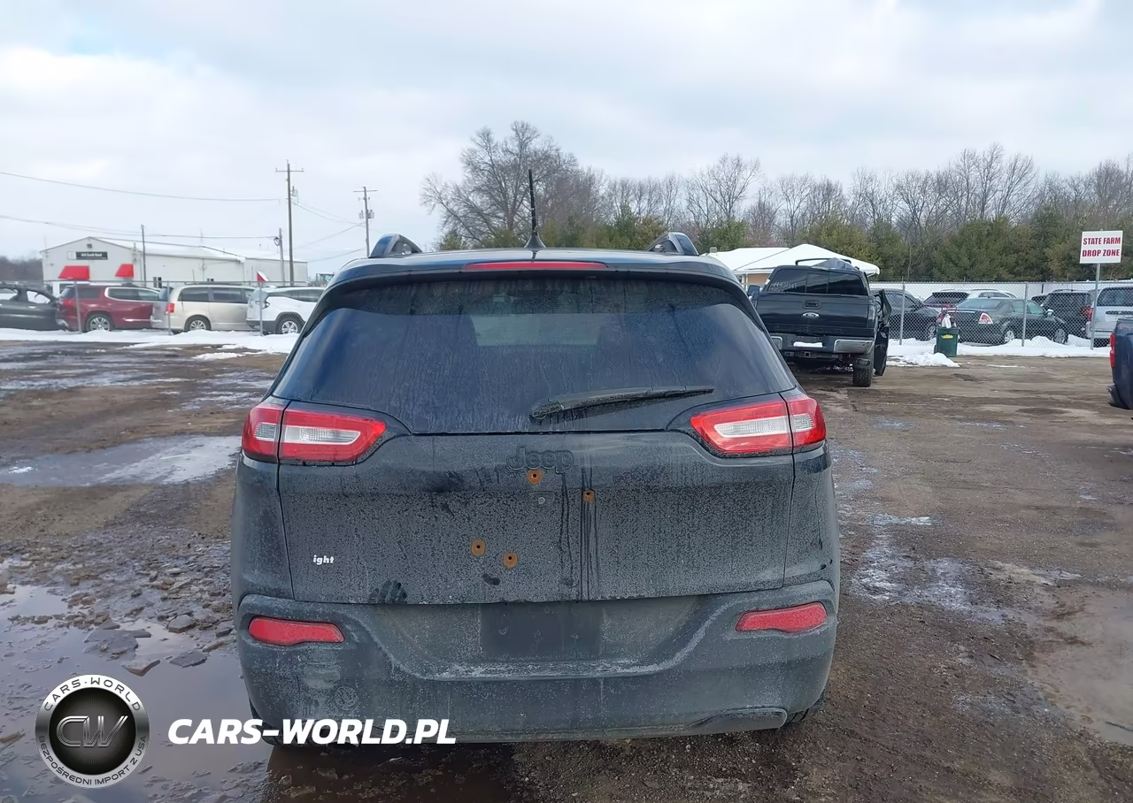 2016 Jeep Cherokee Altitude VIN:1C4PJLAB8GW307713 - 16