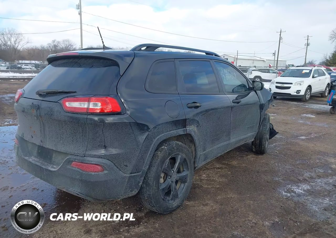 2016 Jeep Cherokee Altitude VIN:1C4PJLAB8GW307713 - 4