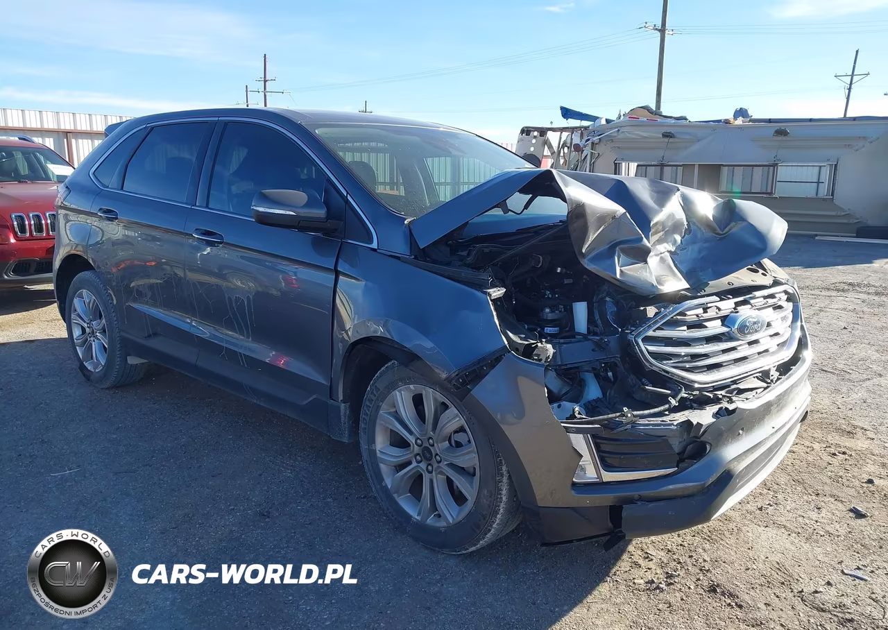 2024 Ford Edge Titanium