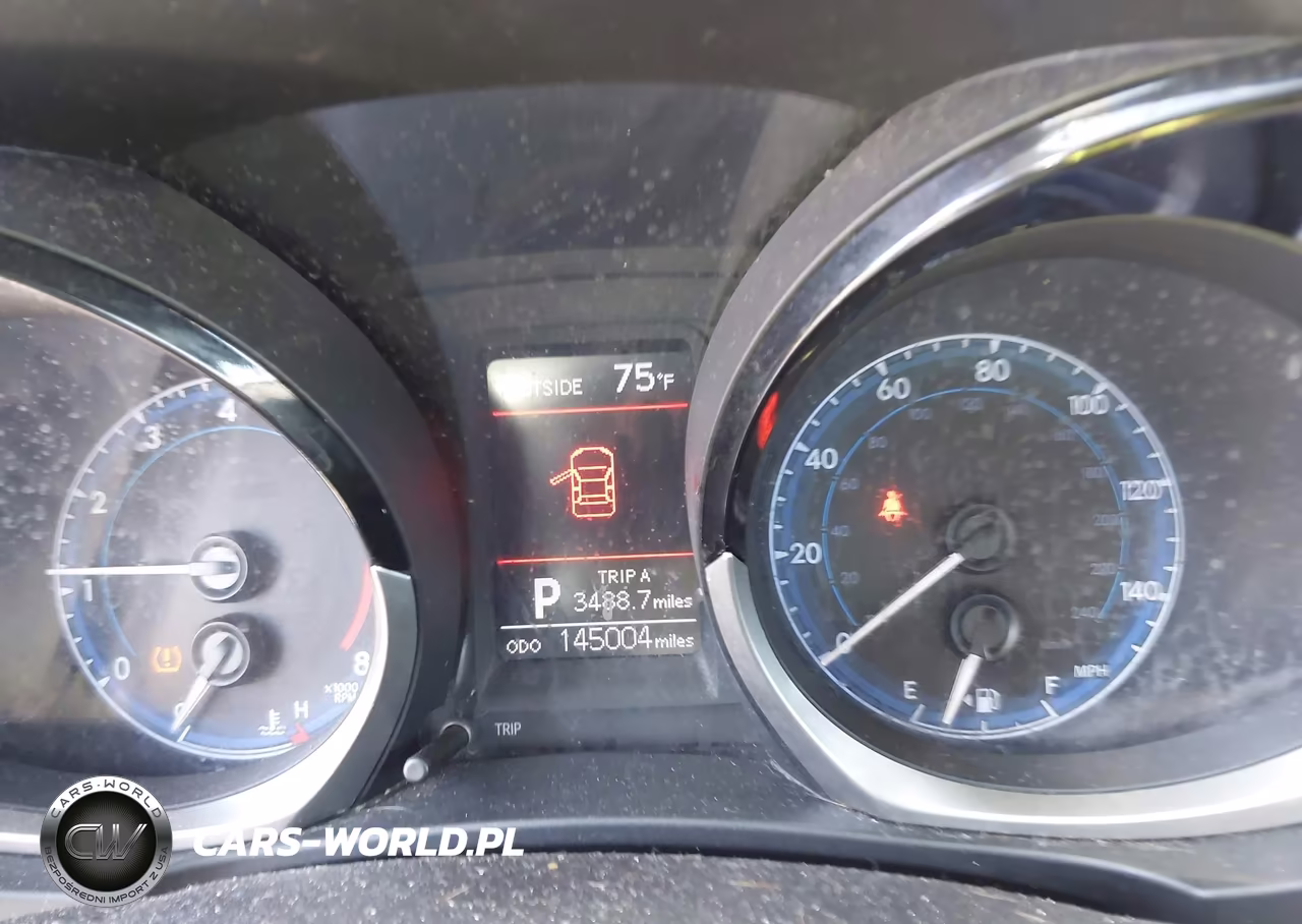 2016 Toyota Corolla S Plus VIN:2T1BURHE8GC568479 - 7