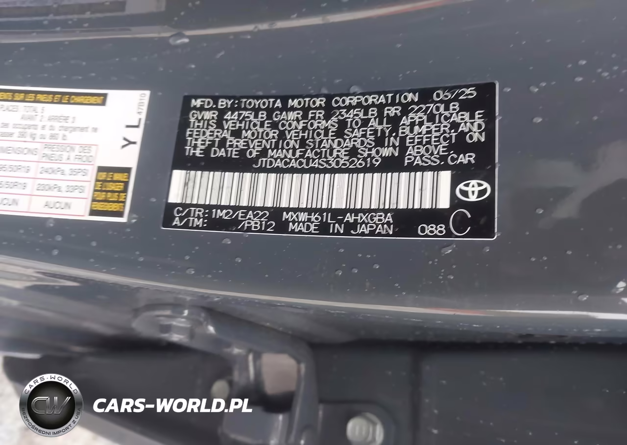 2025 Toyota Prius Se-Xse-Xse Premium VIN:JTDACACU4S3052619 - 9