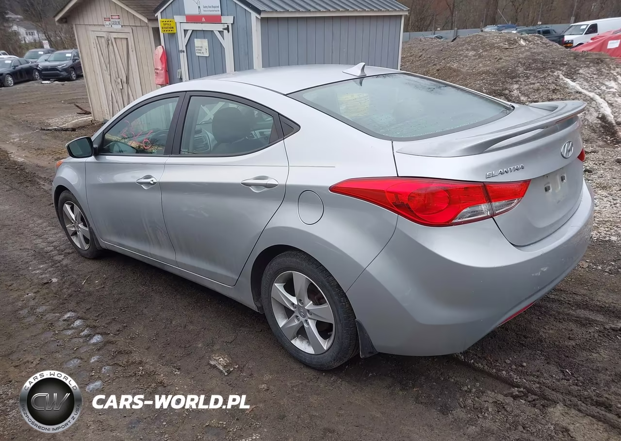 2013 Hyundai Elantra Gls VIN:5NPDH4AE1DH426042 - 3
