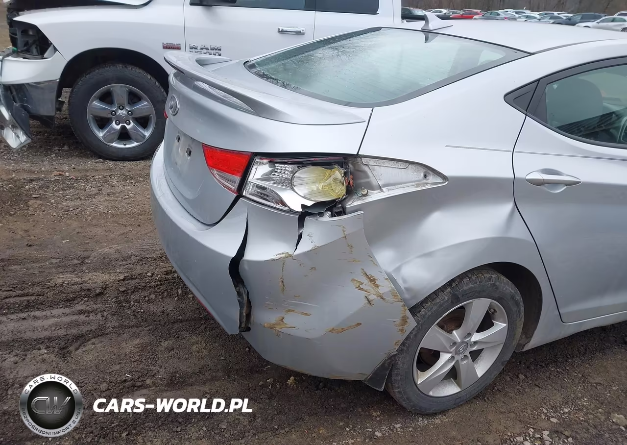 2013 Hyundai Elantra Gls VIN:5NPDH4AE1DH426042 - 6