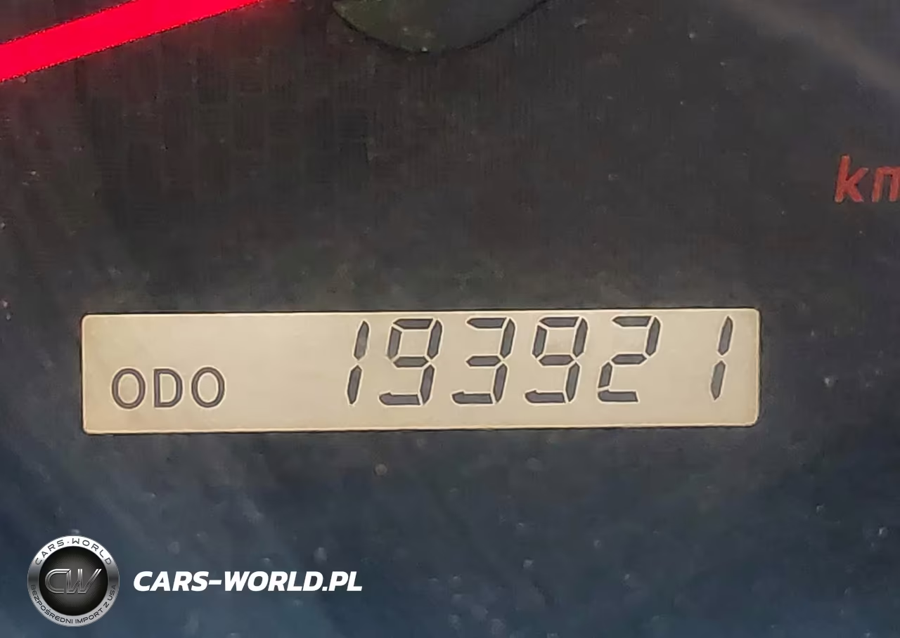 2015 Toyota Tacoma Base V6 VIN:5TFLU4EN2FX133856 - 16
