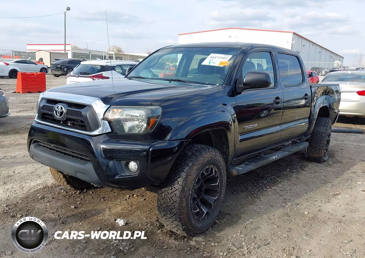 2015 Toyota Tacoma Base V6 VIN:5TFLU4EN2FX133856 - 2