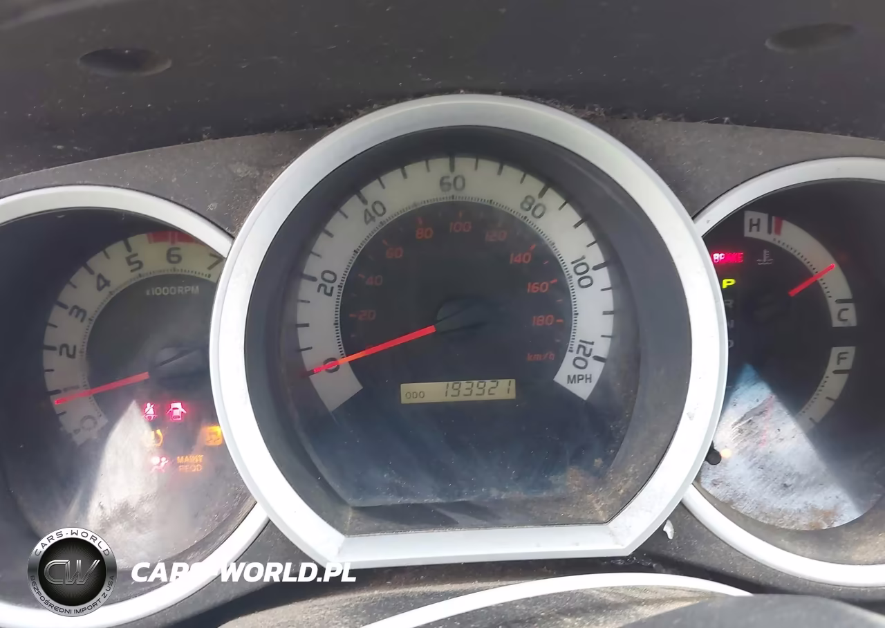 2015 Toyota Tacoma Base V6 VIN:5TFLU4EN2FX133856 - 7
