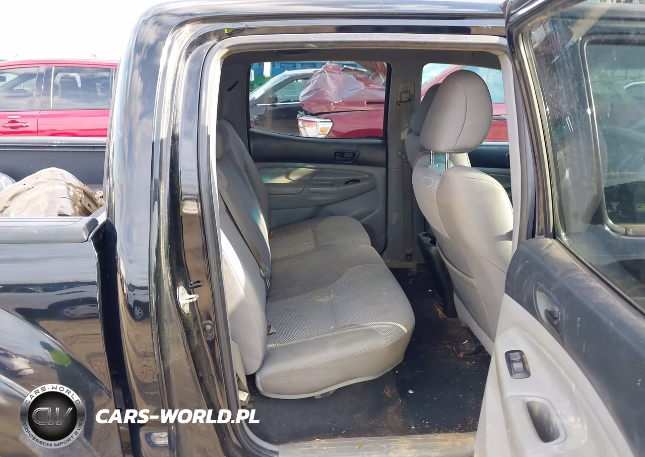 2015 Toyota Tacoma Base V6 VIN:5TFLU4EN2FX133856 - 8