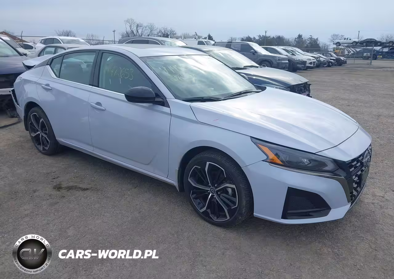 2025 Nissan Altima Sr Awd