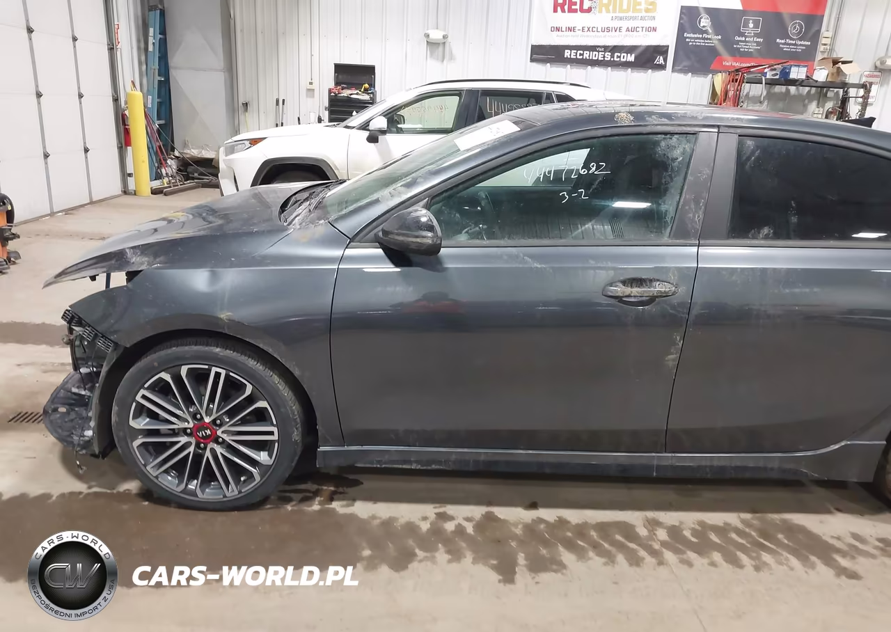 2021 Kia Forte Gt VIN:3KPF44AC5ME411602 - 14