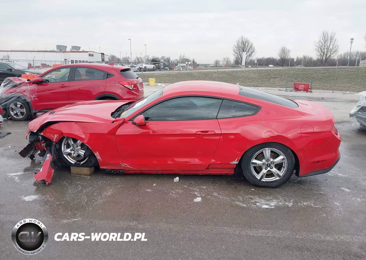 2018 Ford Mustang Ecoboost VIN:1FA6P8TH1J5176927 - 15