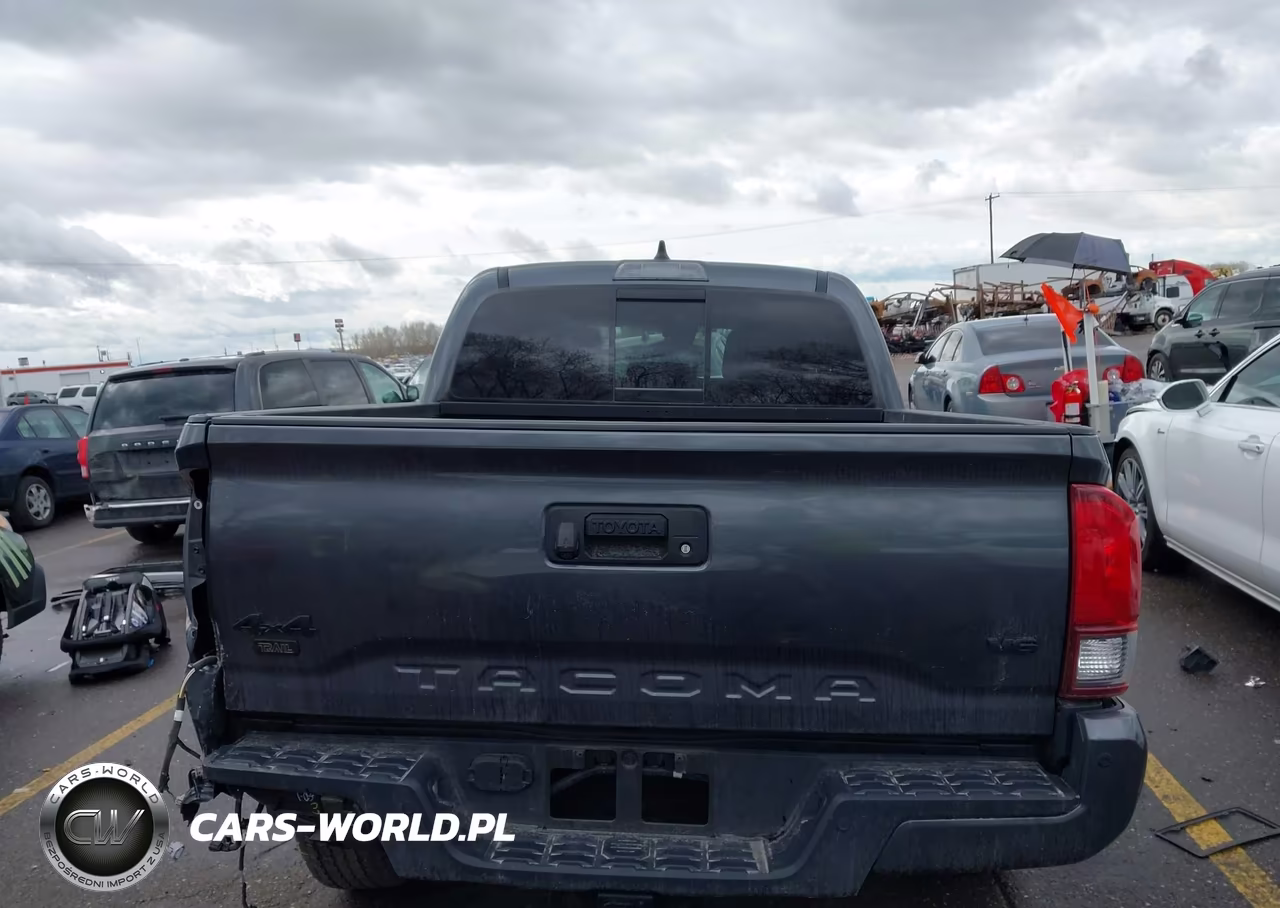 2023 Toyota Tacoma Trail Edition VIN:3TMCZ5AN0PM621434 - 17