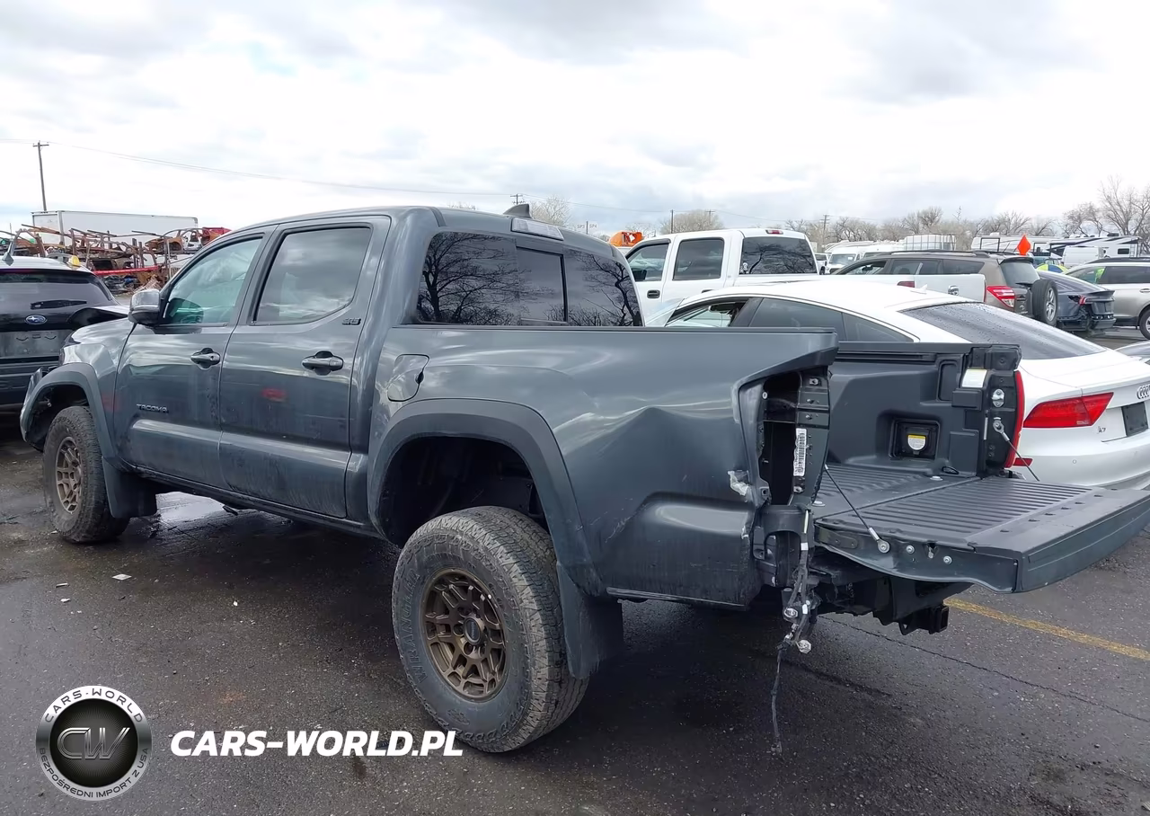 2023 Toyota Tacoma Trail Edition VIN:3TMCZ5AN0PM621434 - 3