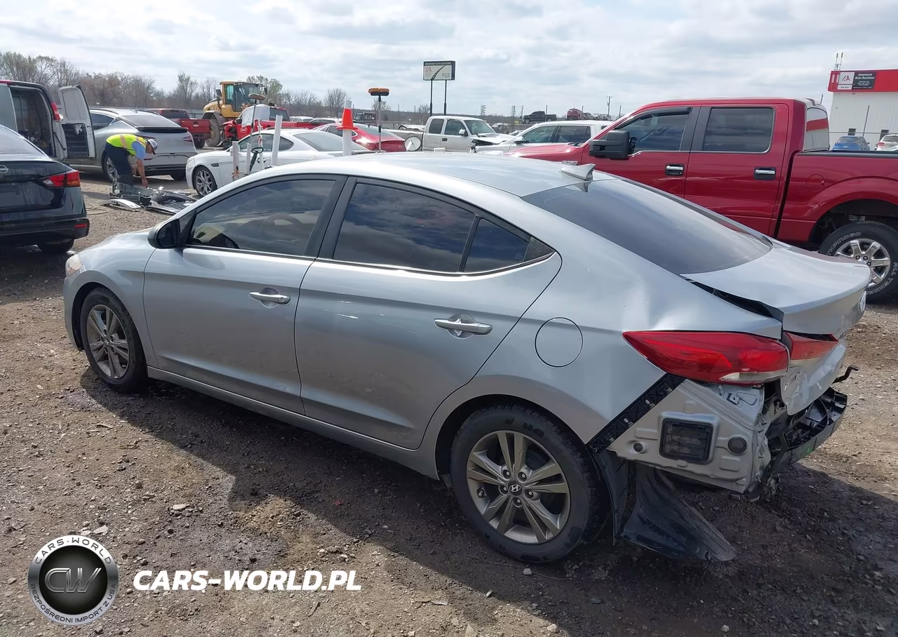 2017 Hyundai Elantra Se VIN:5NPD84LF1HH078108 - 3