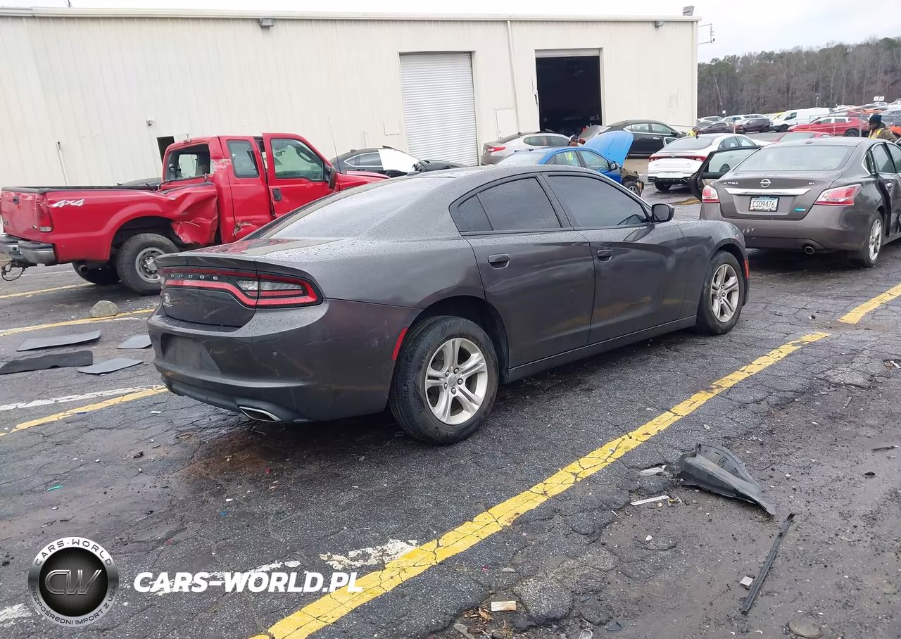 2019 Dodge Charger Sxt Rwd VIN:2C3CDXBG3KH711313 - 4