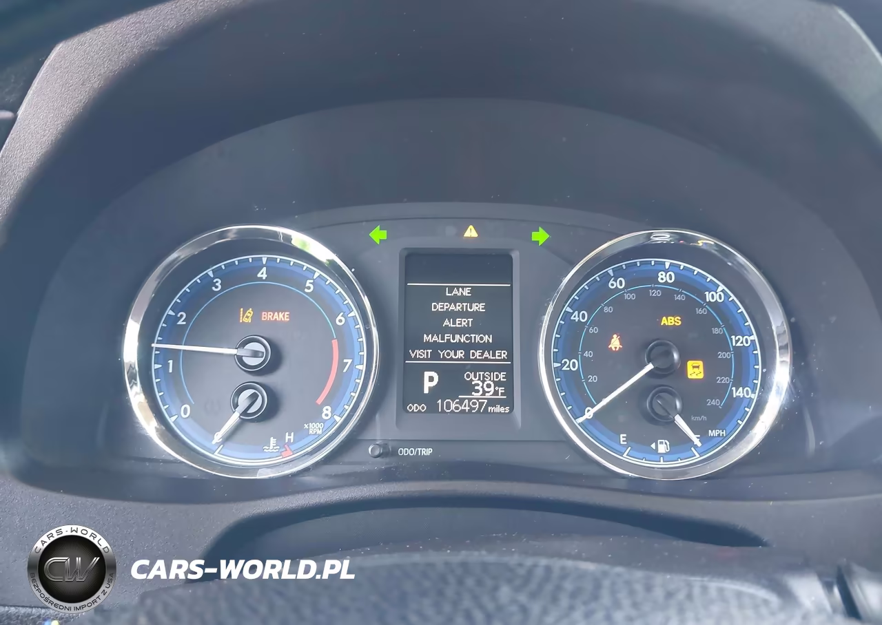 2018 Toyota Corolla Le VIN:2T1BURHE1JC992514 - 15