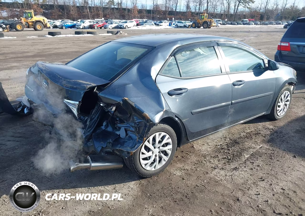 2018 Toyota Corolla Le VIN:2T1BURHE1JC992514 - 4