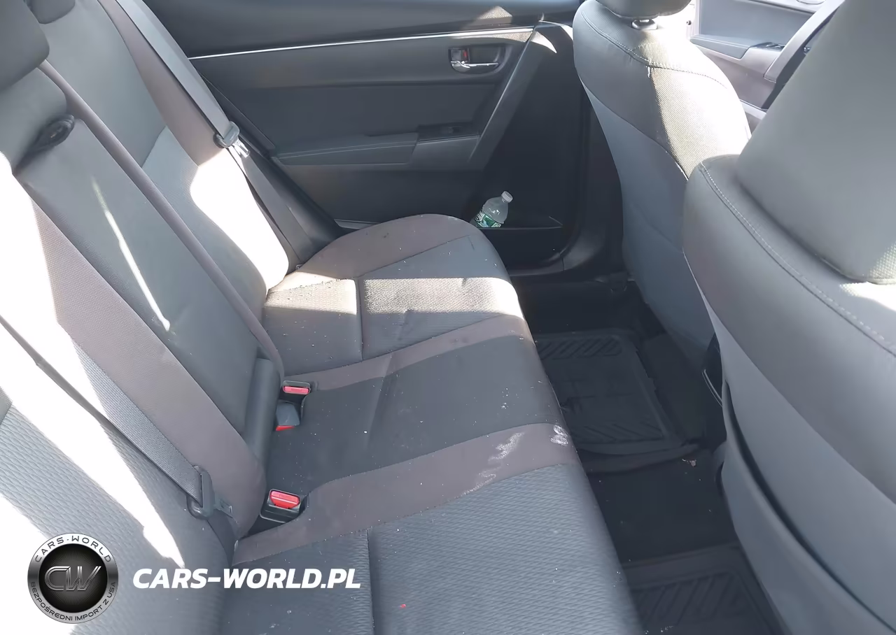 2018 Toyota Corolla Le VIN:2T1BURHE1JC992514 - 8