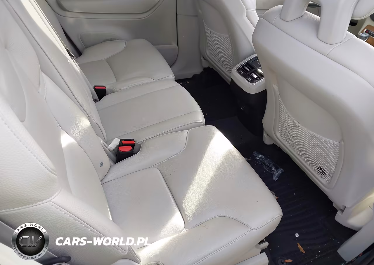 2021 Volvo Xc90 T6 Momentum 7 Passenger VIN:YV4A22PK5M1754378 - 8