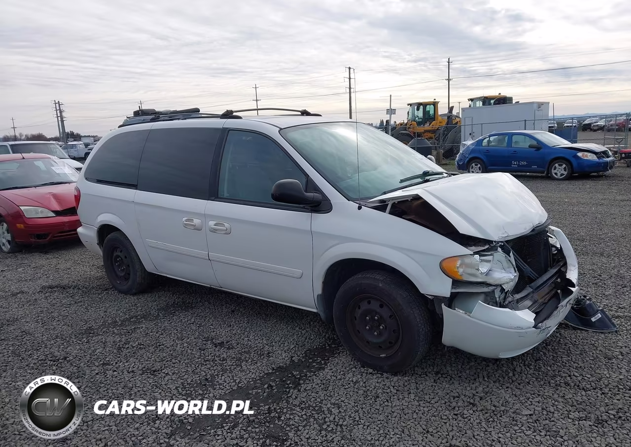 2006 Chrysler Town & Country Lx