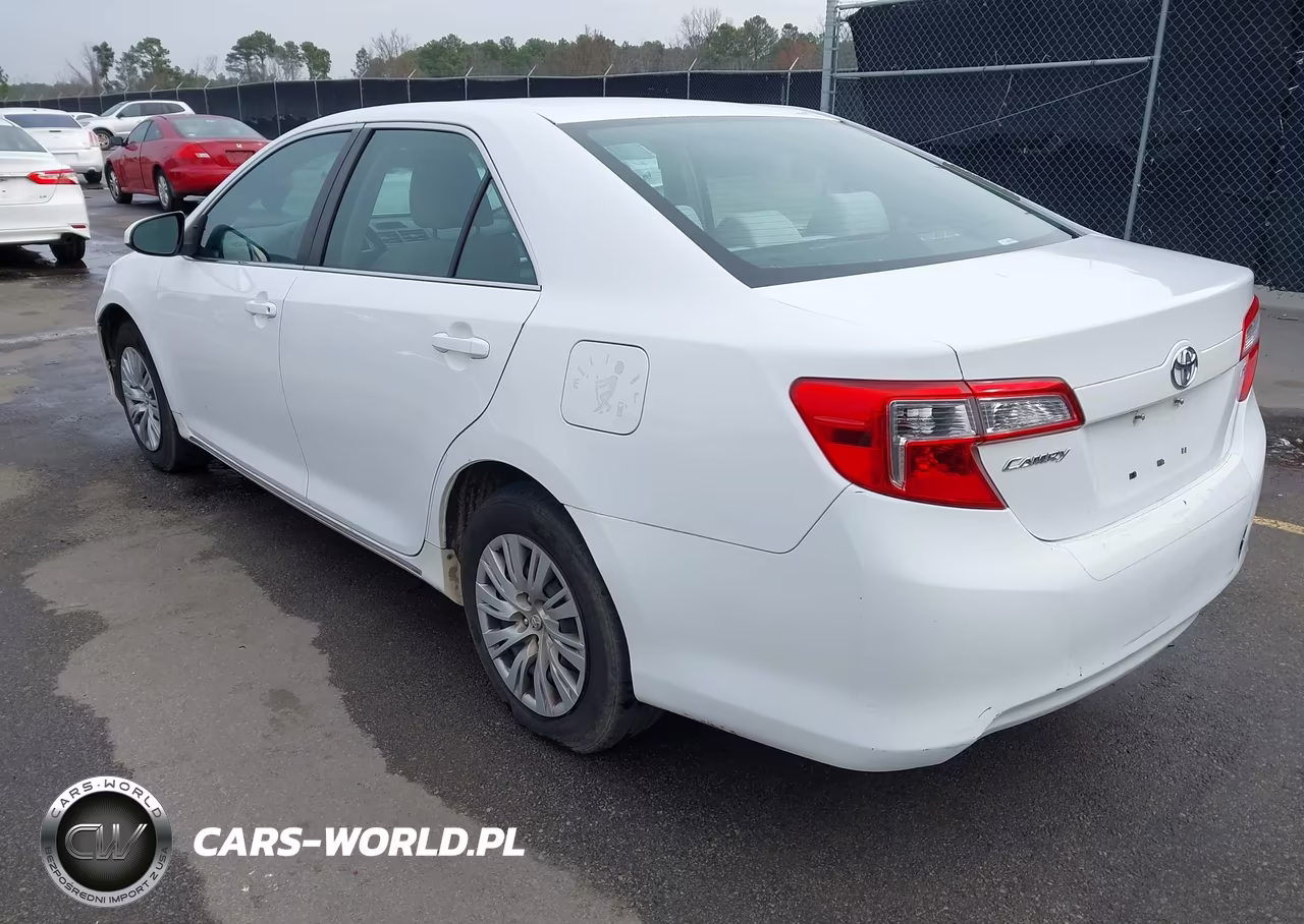 2012 Toyota Camry Le VIN:4T1BF1FK8CU131594 - 3