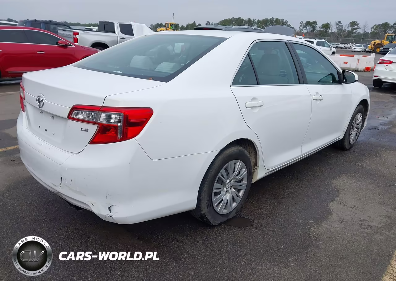 2012 Toyota Camry Le VIN:4T1BF1FK8CU131594 - 4
