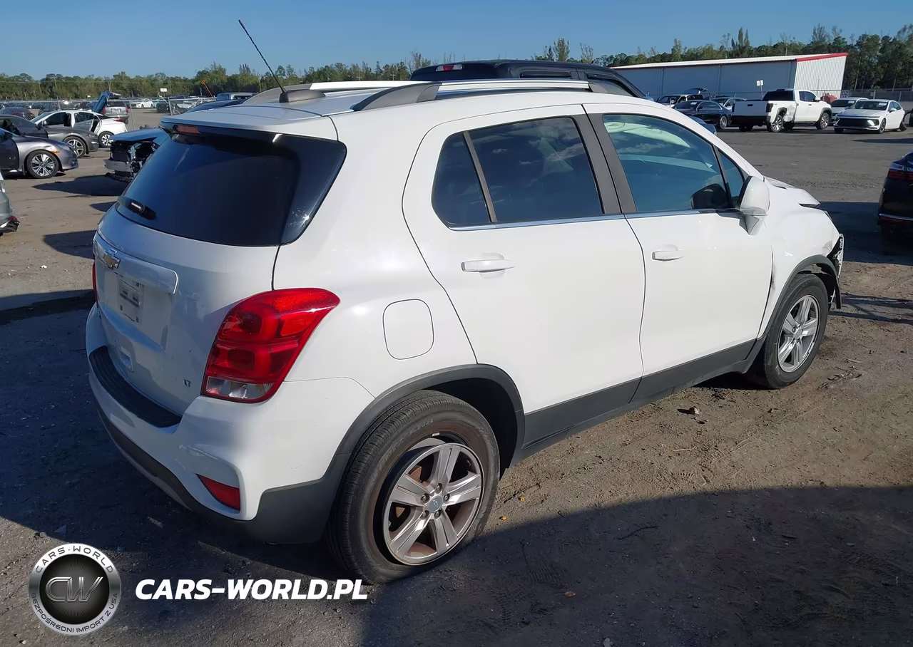 2019 Chevrolet Trax Lt VIN:3GNCJLSB4KL313592 - 4