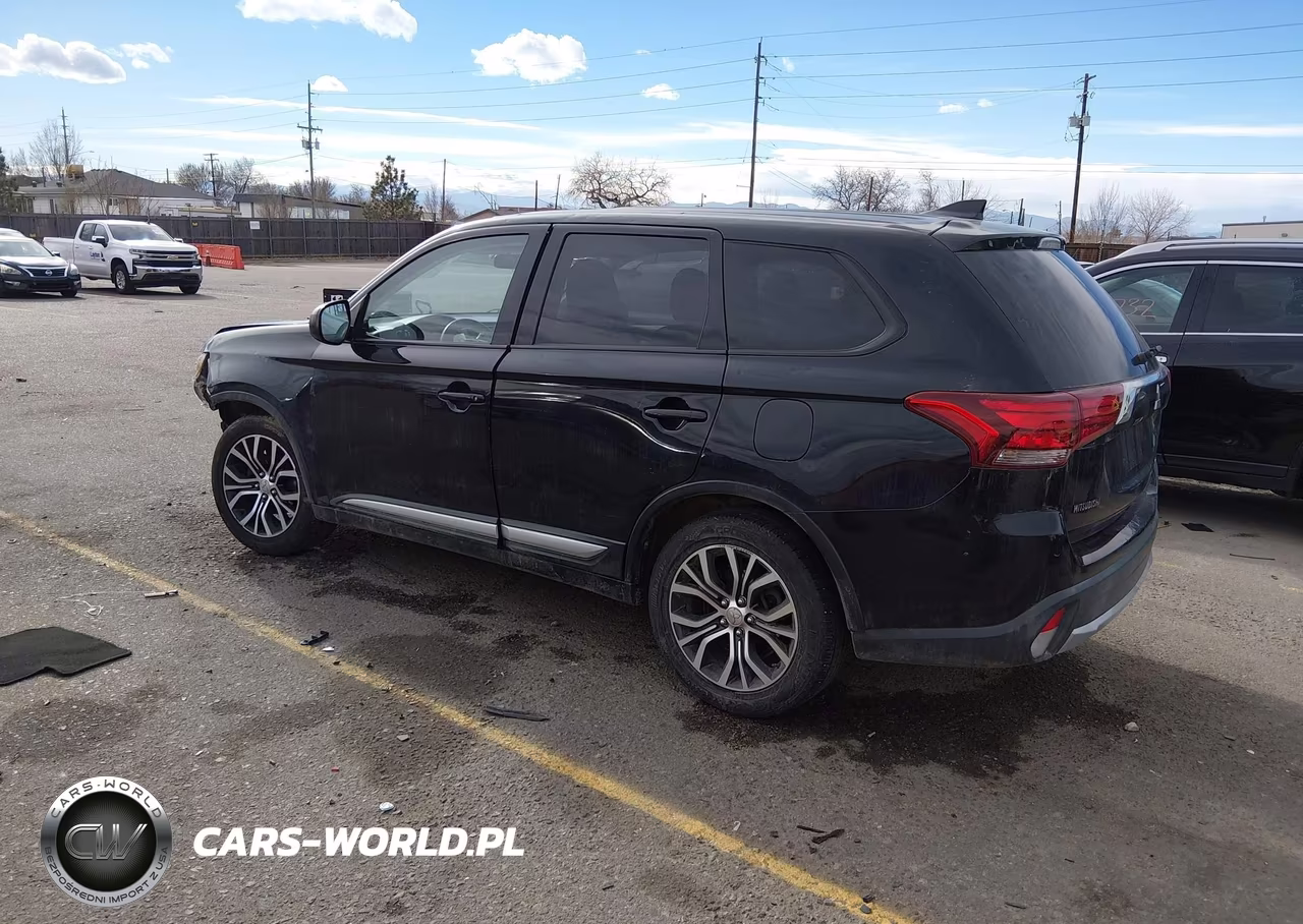 2018 Mitsubishi Outlander Es VIN:JA4AZ3A32JZ052788 - 3