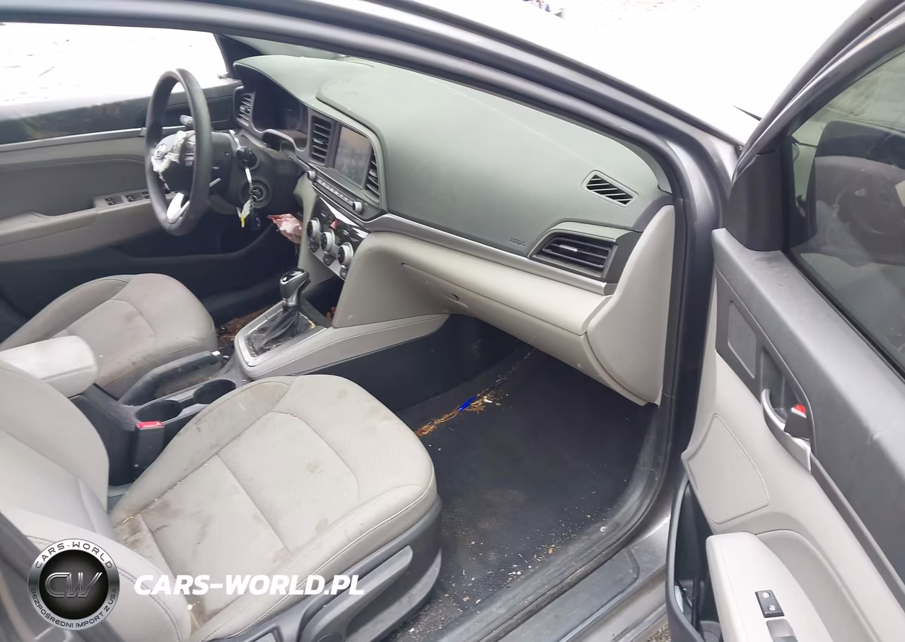 2019 Hyundai Elantra Sel VIN:5NPD84LF1KH476569 - 5