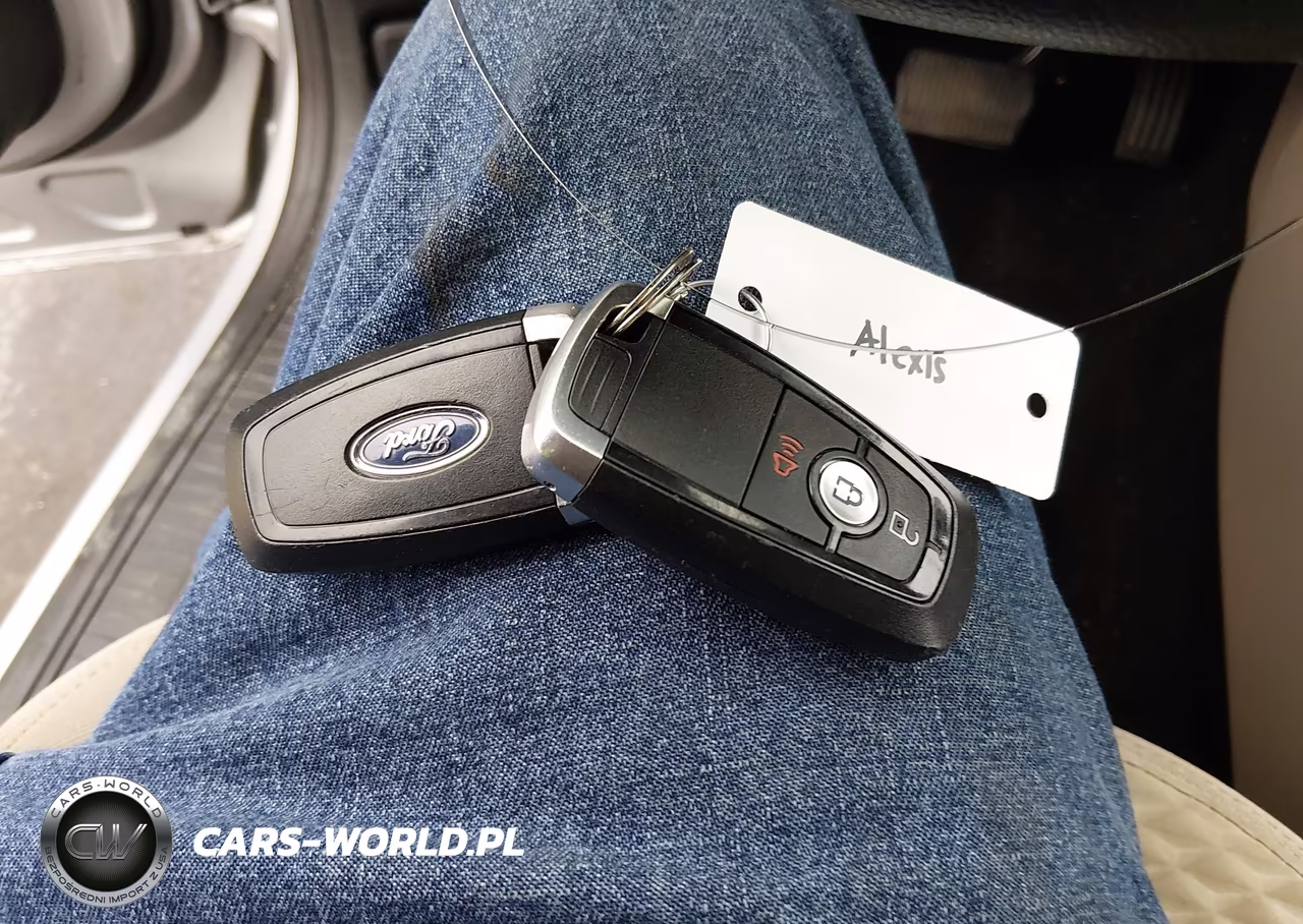 2020 Ford Escape Se VIN:1FMCU0G62LUB14859 - 11