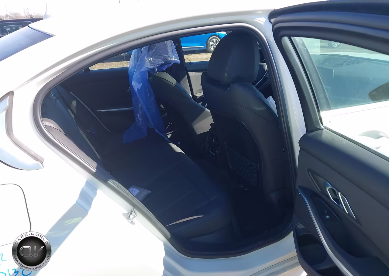 2019 BMW 330I xDrive VIN:3MW5R7J59K8B03440 - 8