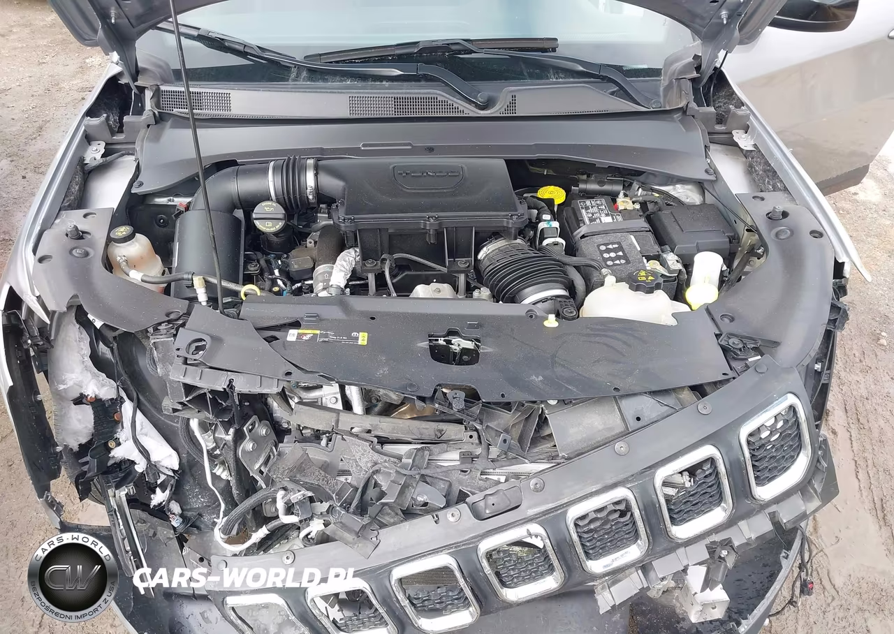 2024 Jeep Compass Latitude 4X4 VIN:3C4NJDBN3RT596689 - 10