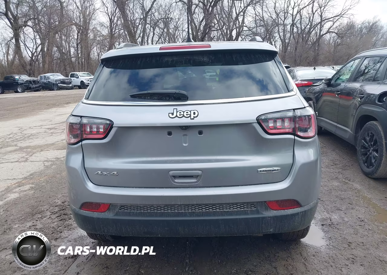 2024 Jeep Compass Latitude 4X4 VIN:3C4NJDBN3RT596689 - 15