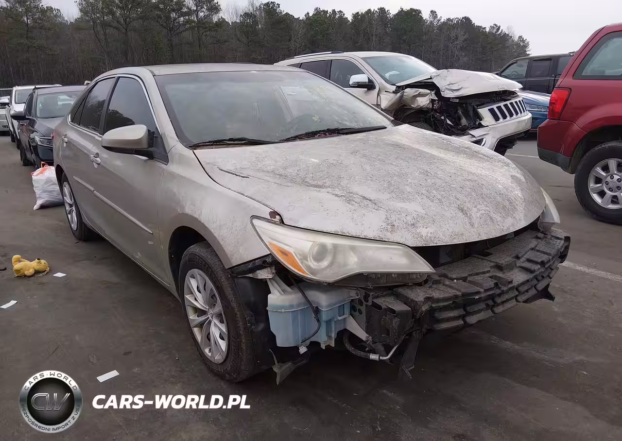 2015 Toyota Camry Le