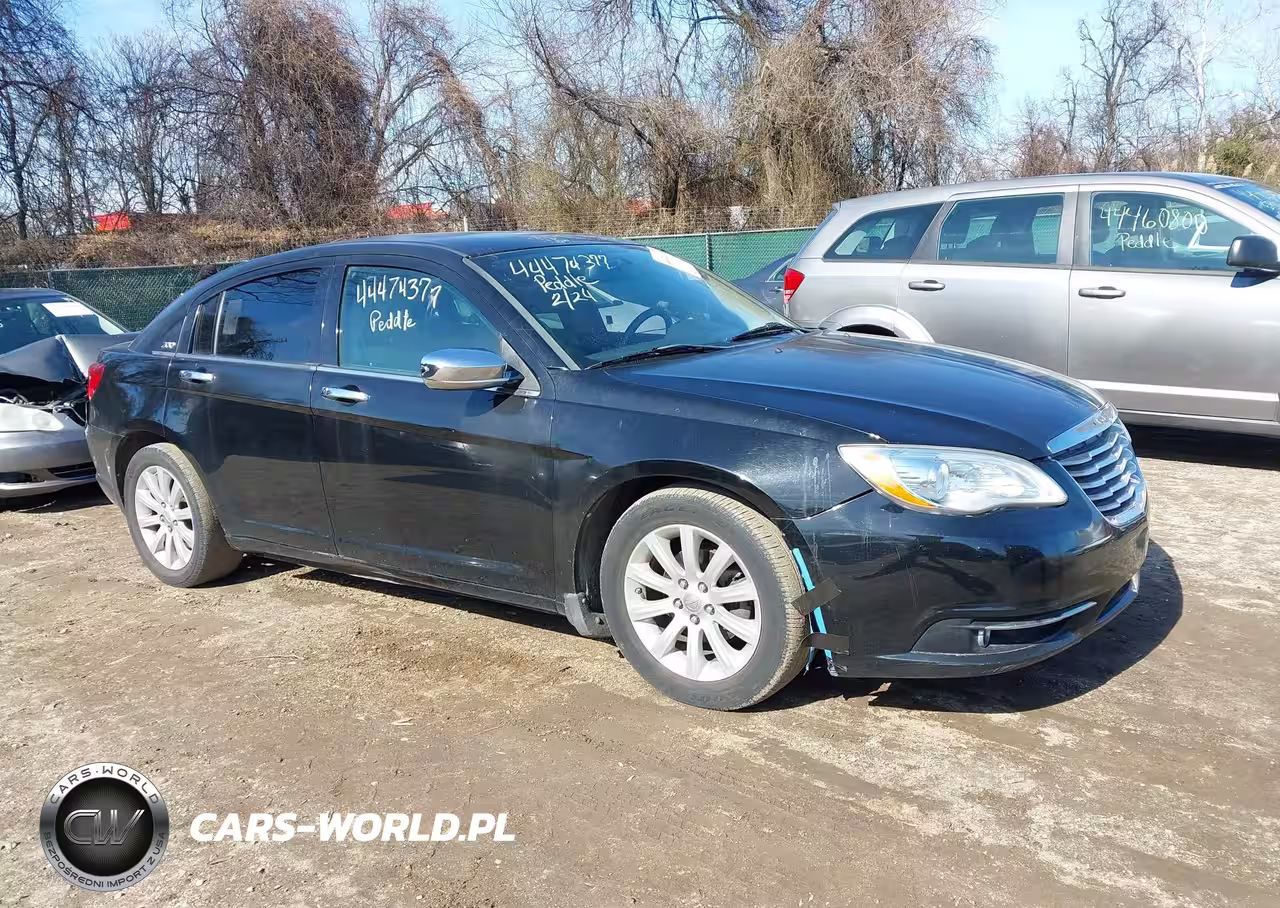 2013 Chrysler 200 Limited