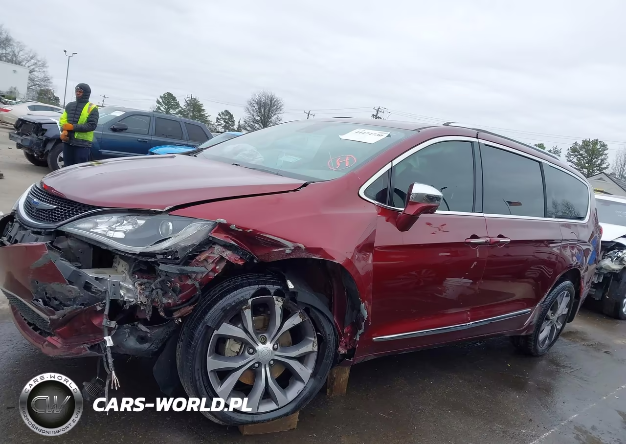 2018 Chrysler Pacifica Limited VIN:2C4RC1GG4JR289088 - 14