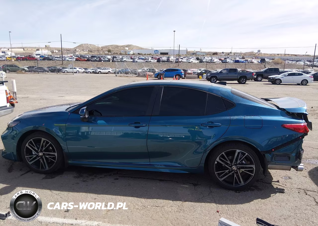 2025 Toyota Camry Xse VIN:4T1DAACK2SU150216 - 15