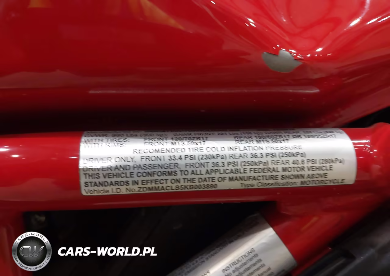 2019 Ducati Monster 821 VIN:ZDMMACLS5KB003890 - 10